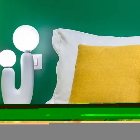 Starguest Duomo 4* Neapel